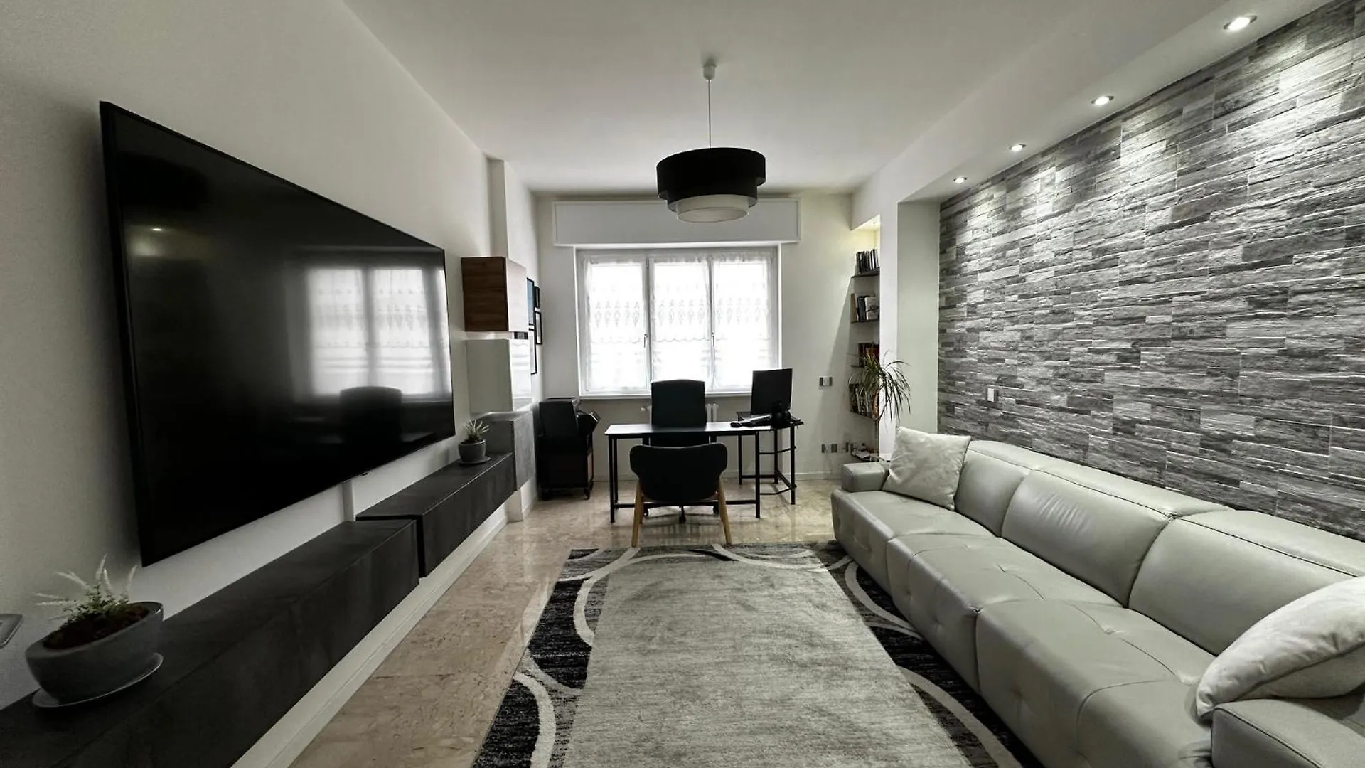 Amazing Varese Central Apartment